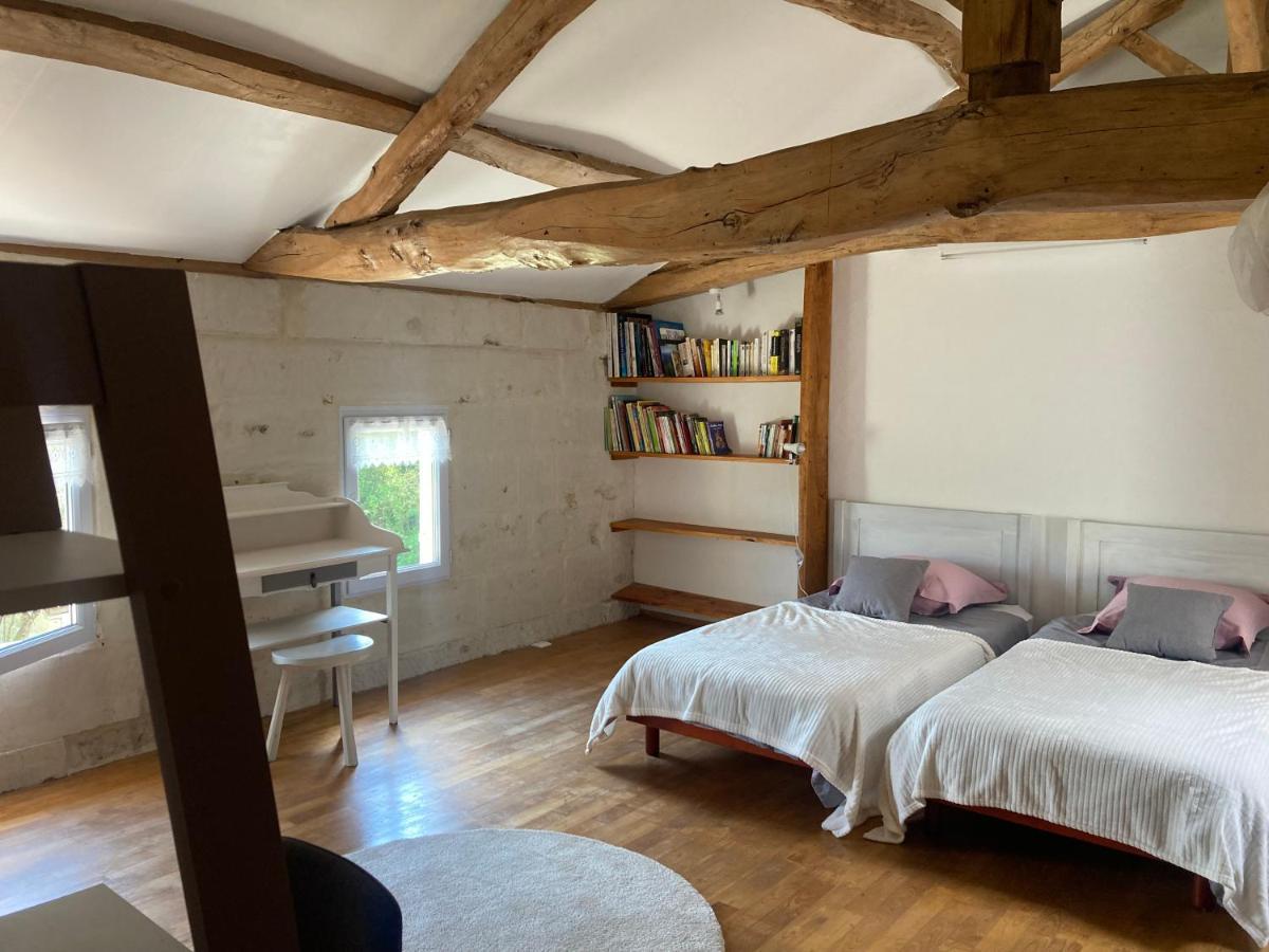 Apartamento Les Ganivelles Saint-Dizant-du-Gua Exterior foto