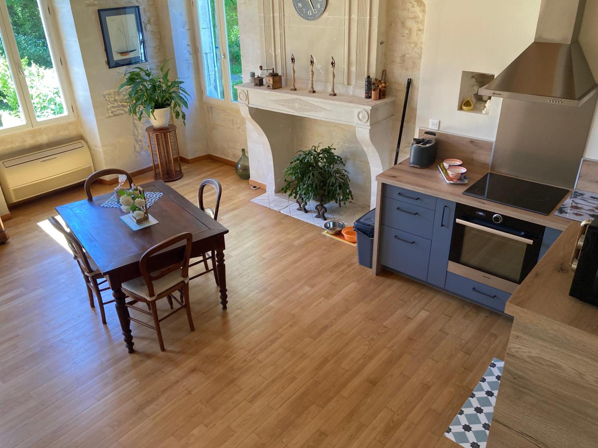 Apartamento Les Ganivelles Saint-Dizant-du-Gua Exterior foto